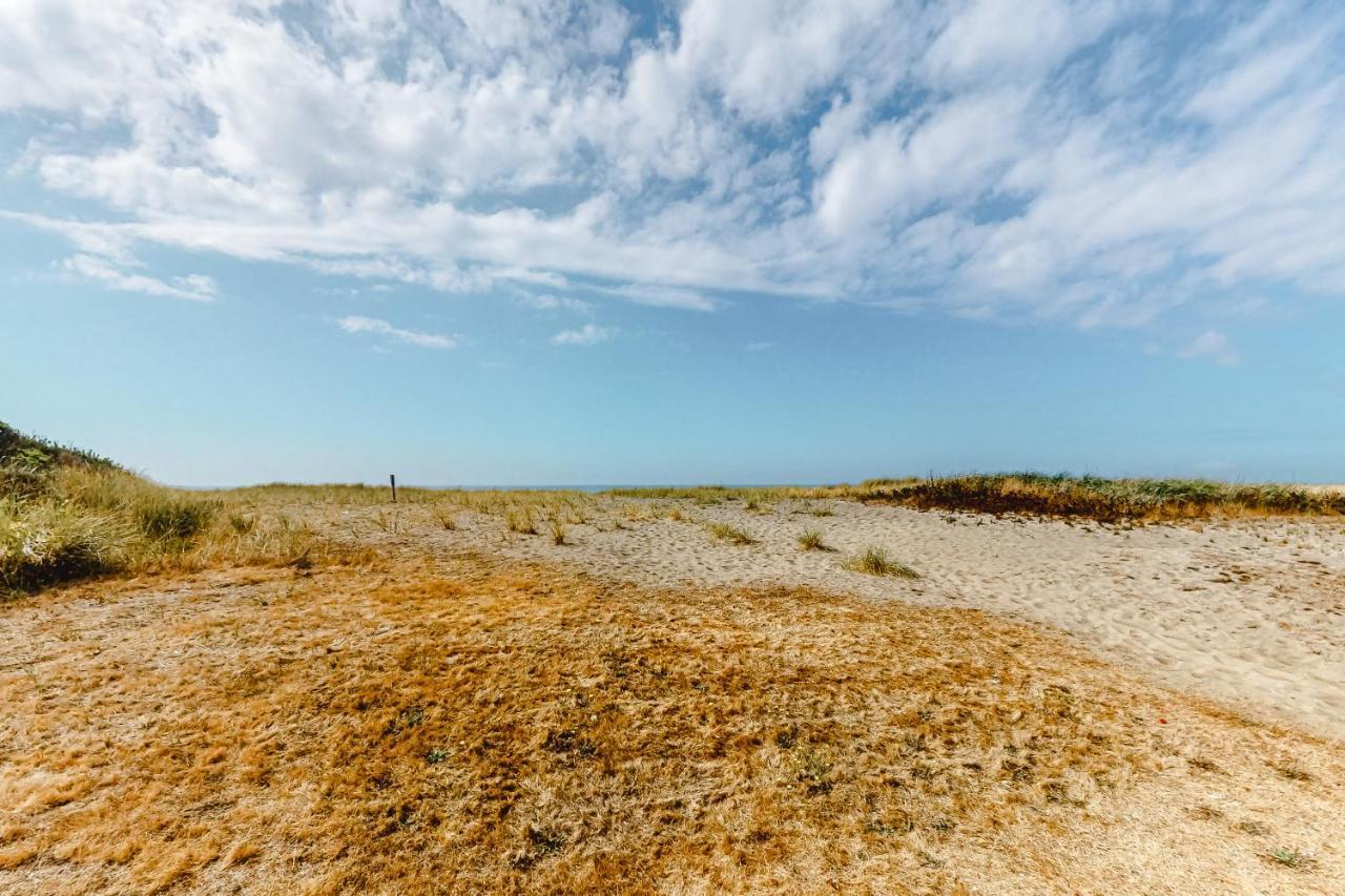 Sea Mist Villa Rockaway Beach Bagian luar foto